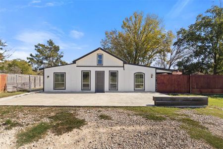 New construction Single-Family house 3300 Jordan Valley Rd, Dallas, TX 75253 - image