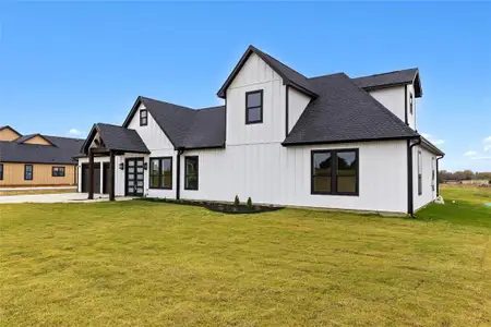 New construction Single-Family house 1230 Dixie Estates Way, Whitesboro, TX 76273 - image