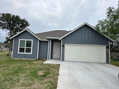 New construction Single-Family house 207 Norwood Dr, Granite Shoals, TX 78654 - photo 0 0