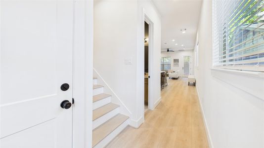 New construction Single-Family house 805 Brooks St, Unit A, Houston, TX 77009 - image 19