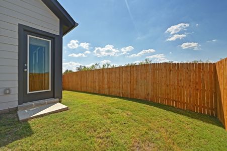 New construction Single-Family house 270 Bendecido Lp, Elgin, TX 78621 plan Cedar | Trinity Ranch - image 4