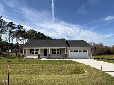 New construction Single-Family house 49 Hydrangea Lane, Benson, NC 27504 - photo 0 0