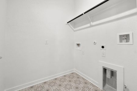 New construction Single-Family house 502 Orleanian Dr, Unit B, Buda, TX 78610 - image 17