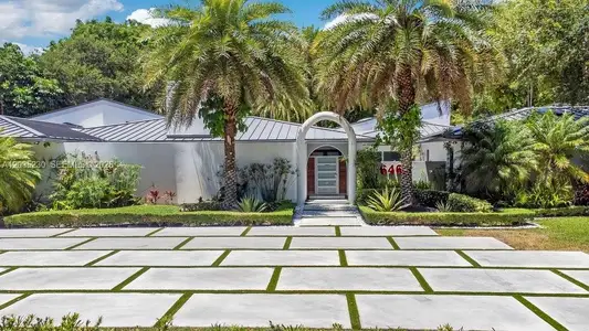 New construction Single-Family house 6460 Sw 133Rd Dr, Pinecrest, FL 33156 - image