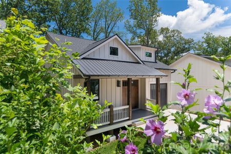 New construction Single-Family house 110 Unadilla Ave, Asheville, NC 28803 - image