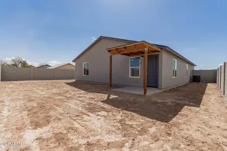 New construction Single-Family house 10018 W Mission Dr, Arizona City, AZ 85123 null- photo 21 21