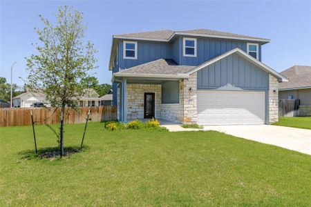 New construction Single-Family house 112 Callie St, Smithville, TX 78957 - image