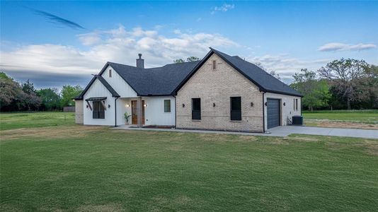 New construction Single-Family house 9033 County Rd 114, Kaufman, TX 75142 - image