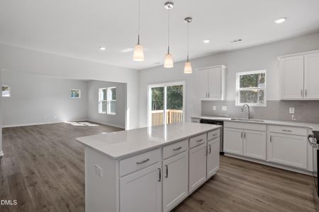 New construction Single-Family house 18 Atherton Cir, Angier, NC 27501 plan Russell - image 8