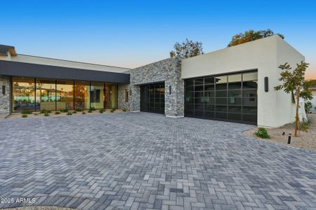 New construction Single-Family house 12232 N 65th Pl, Scottsdale, AZ 85254 - image