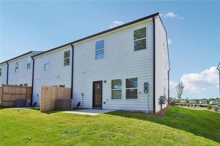 New construction Townhouse house 2125 Avalon Rdg, Conyers, GA 30013 - image