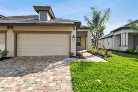 New construction Single-Family house 18032 Cherished Loop, Lakewood Ranch, FL 34211 plan Topaz - Villas - image