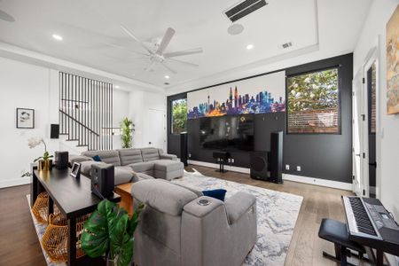 New construction Single-Family house 424 Redan St, Houston, TX 77009 - image 12