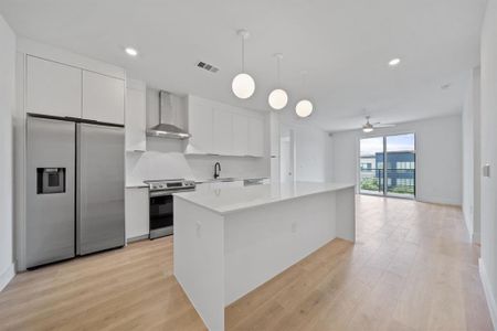 New construction Condo house 1701 Simond Ave, Unit 601, Austin, TX 78723 null- photo 1 1