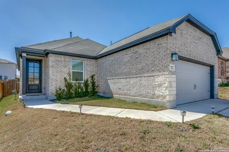 New construction Single-Family house 9222 Espadrille Run, Converse, TX 78109 null- photo 0 0