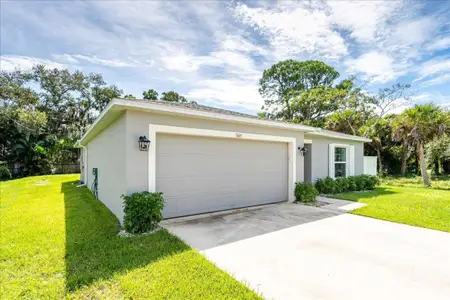 New construction Single-Family house 7605 Pacific Ave, Fort Pierce, FL 34951 - image