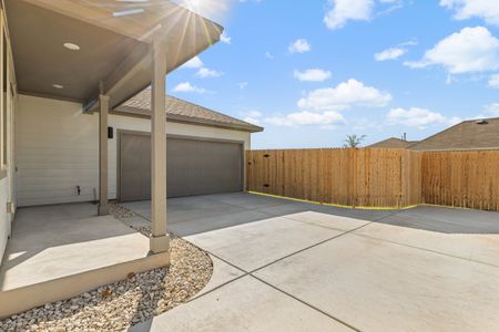 New construction Single-Family house 180 Condesa St, Kyle, TX 78640 Cypress- photo 1 1