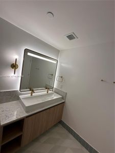 New construction Condo house 159 Ne 6Th St, Unit 3810, Miami, FL 33132 - image 4
