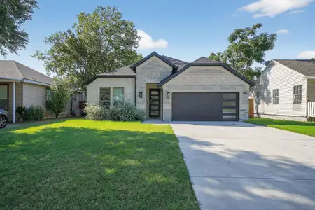 New construction Single-Family house 1005 Oak St, Grand Prairie, TX 75050 - image