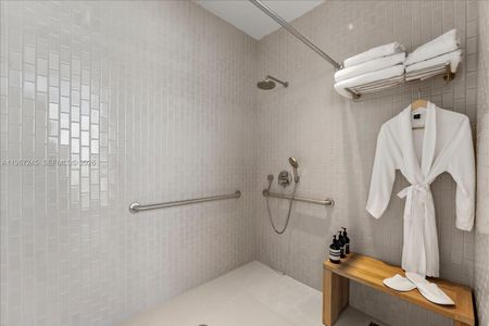 New construction Condo house 500 Alton Rd, Unit 2402, Miami Beach, FL 33139 - image 19