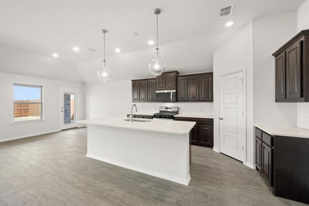 New construction Single-Family house 1908 Seminole Dr, Cleburne, TX 76033 plan Lexington - image 7