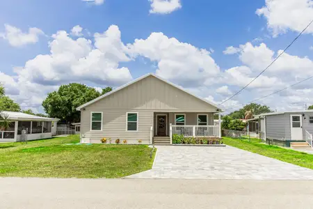New construction Single-Family house 1218 6Th St, Okeechobee, FL 34974 - image