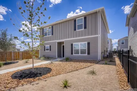 New construction Single-Family house 10825 Emerick St, San Antonio, TX 78252 - image