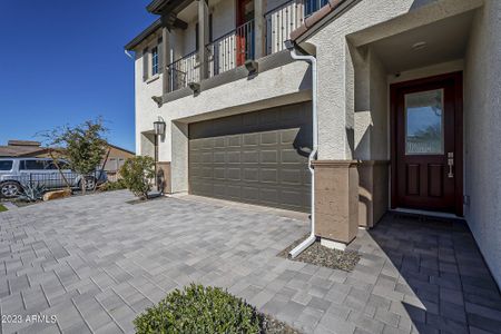 New construction Single-Family house 11656 W Luxton Ln, Avondale, AZ 85323 null- photo 3 3