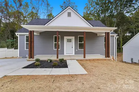 New construction Single-Family house 1906 Beauty St, Statesville, NC 28625 - image