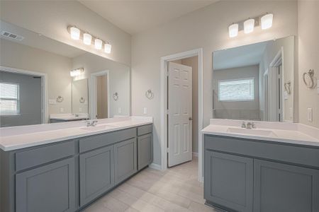 New construction Single-Family house 13326 Prado Ridge Ln, Iowa Colony, TX 77583 - image 6