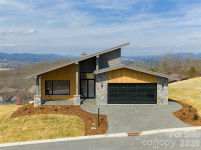 New construction Single-Family house 247 Coachman Dr, Hendersonville, NC 28791 - image