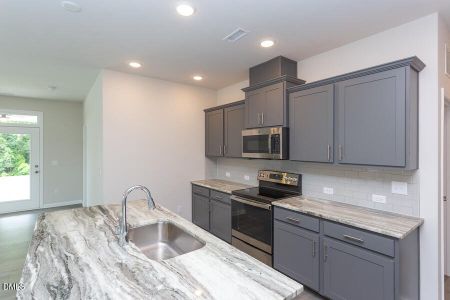 New construction Single-Family house 25 Cloudberry Ct, Clayton, NC 27520 - image 13