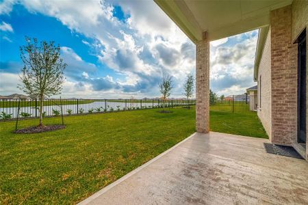 New construction Single-Family house 13514 Harbor Pointe Dr, Texas City, TX 77568 null- photo 6 6