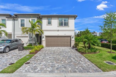New construction Townhouse house 2906 Olivia Ave, Lauderdale Lakes, FL 33311 - image