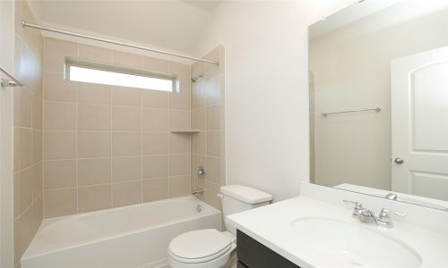 New construction Single-Family house 250 Cross Gable Ln, Dayton, TX 77535 plan Rosewood - image 2