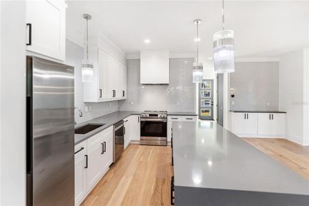 New construction Single-Family house 2355 Bahia Vista St, Sarasota, FL 34239 - image 5