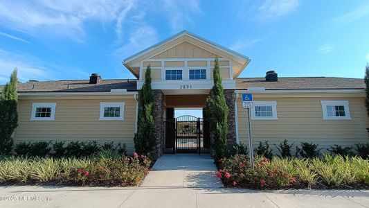 New construction Single-Family house 2496 Cold Stream Ln, Green Cove Springs, FL 32043 plan Destin - image