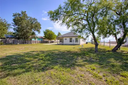 New construction Single-Family house 956 S Hwy 304 Hwy, Bastrop, TX 78602 - image