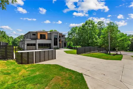 New construction Single-Family house 5 Whitehead Rd, Sugar Hill, GA 30518 - image