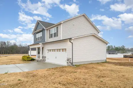 New construction Single-Family house 208 Tuscany Cir, Princeton, NC 27569 - image