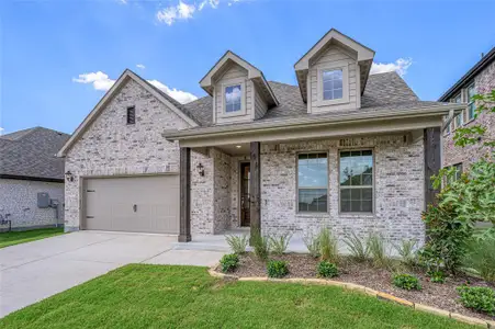 New construction Single-Family house 636 Brazos Dr, Van Alstyne, TX 75495 plan Ashlar - image