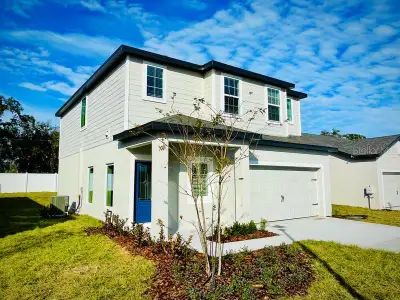 New construction Single-Family house 13485 Leaping Water Way, Astatula, FL 34705 null- photo 1 1