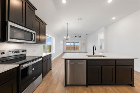 New construction Single-Family house 1944 Nightfall Dr, Venus, TX 76084 null- photo 6 6