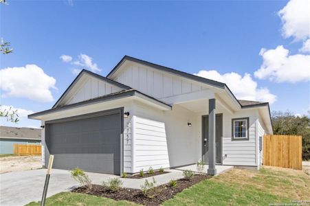 New construction Single-Family house 2757 Brand Iron Dr, San Marcos, TX 78666 null- photo 0 0