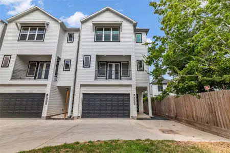 New construction Single-Family house 9426 Campbell Rd, Unit A, Houston, TX 77080 - image