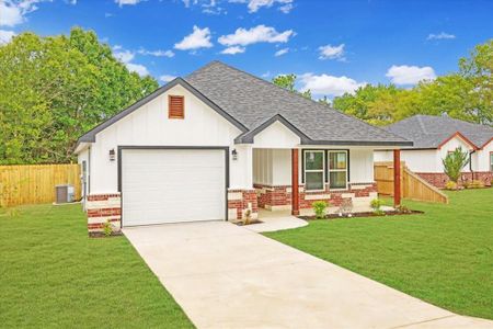 New construction Single-Family house 111 N Oak St, Ector, TX 75439 - image