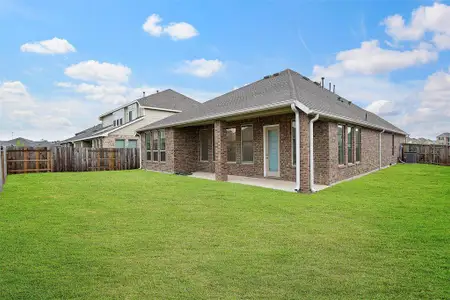 New construction Single-Family house 19042 Palizzi Ridge Ln, New Caney, TX 77357 null- photo 33 33