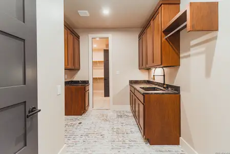 New construction Single-Family house 176 Hondo Rdg, La Vernia, TX 78121 - image 12