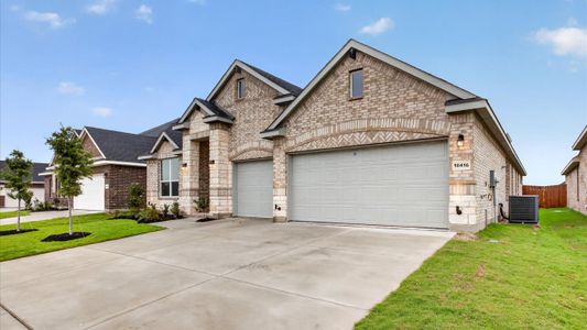 New construction Single-Family house 10439 Sarasota St, Grand Prairie, TX 76065 plan Legacy - image