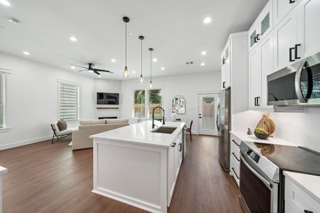 New construction Single-Family house 6130 Endeavor Heights Rd, Houston, TX 77091 - image 12